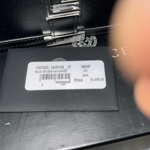 Versace
Greca Goddess mini bag - Picture 8 of 9